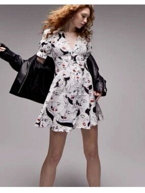 Topshop White Portrait-Print Fit & Flare Mini Dress